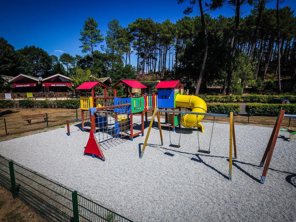 Village Vacances Les Genets Леон Екстериор снимка